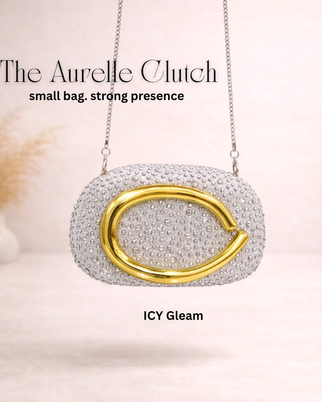 THE AURELLE CLUTCH
