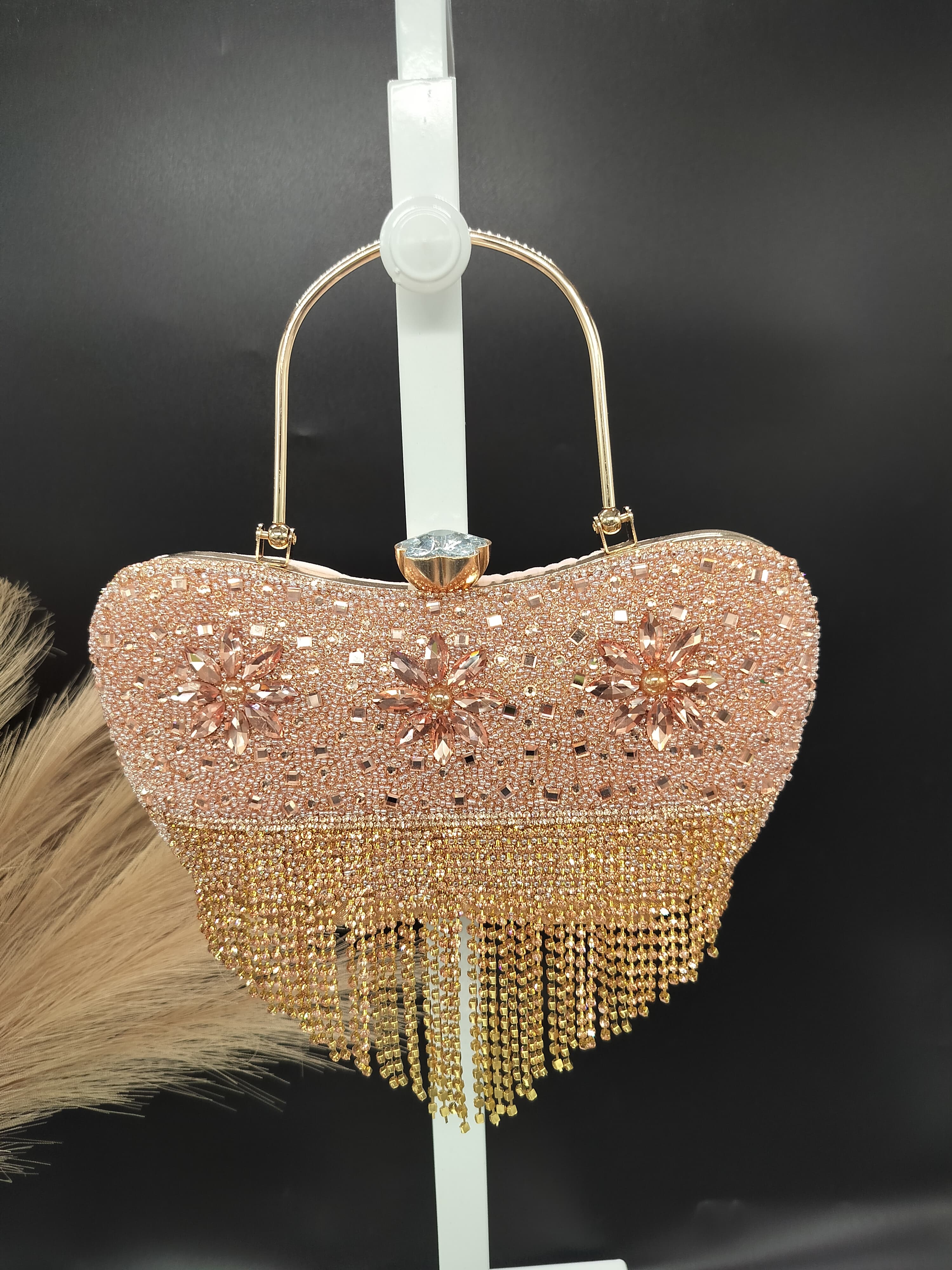 Kyra Clutch
