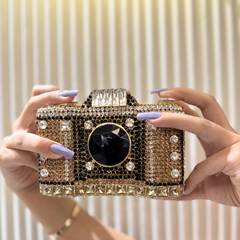 CAMERA STUDDED CLUTCH